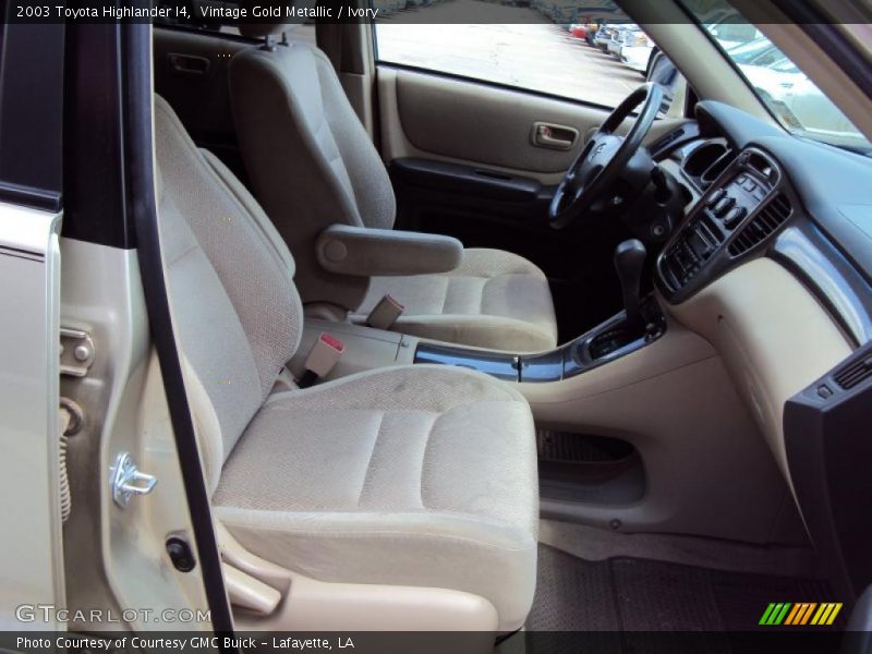 Vintage Gold Metallic / Ivory 2003 Toyota Highlander I4