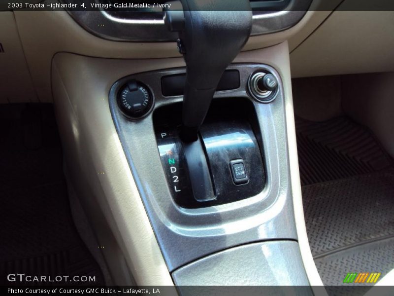 Vintage Gold Metallic / Ivory 2003 Toyota Highlander I4