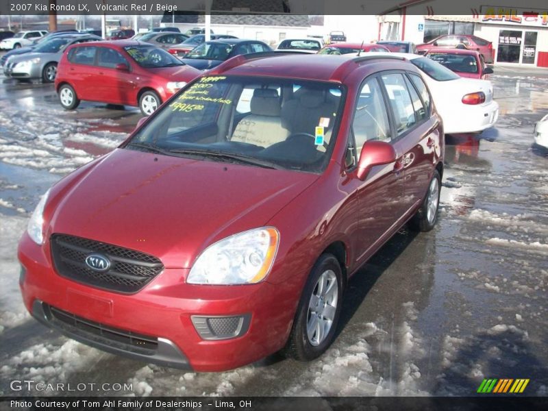 Volcanic Red / Beige 2007 Kia Rondo LX