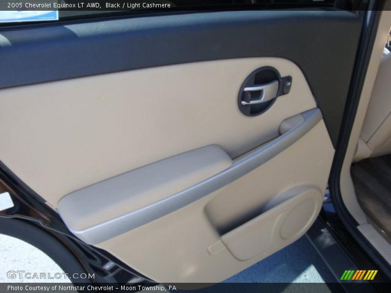 Black / Light Cashmere 2005 Chevrolet Equinox LT AWD