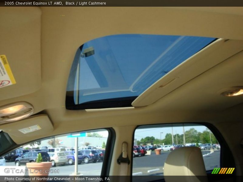 Black / Light Cashmere 2005 Chevrolet Equinox LT AWD
