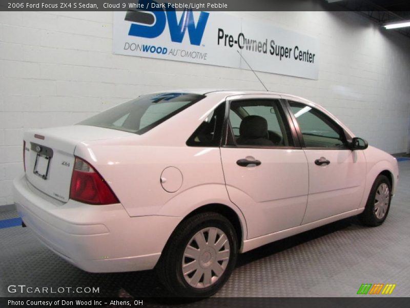 Cloud 9 White / Dark Pebble/Light Pebble 2006 Ford Focus ZX4 S Sedan