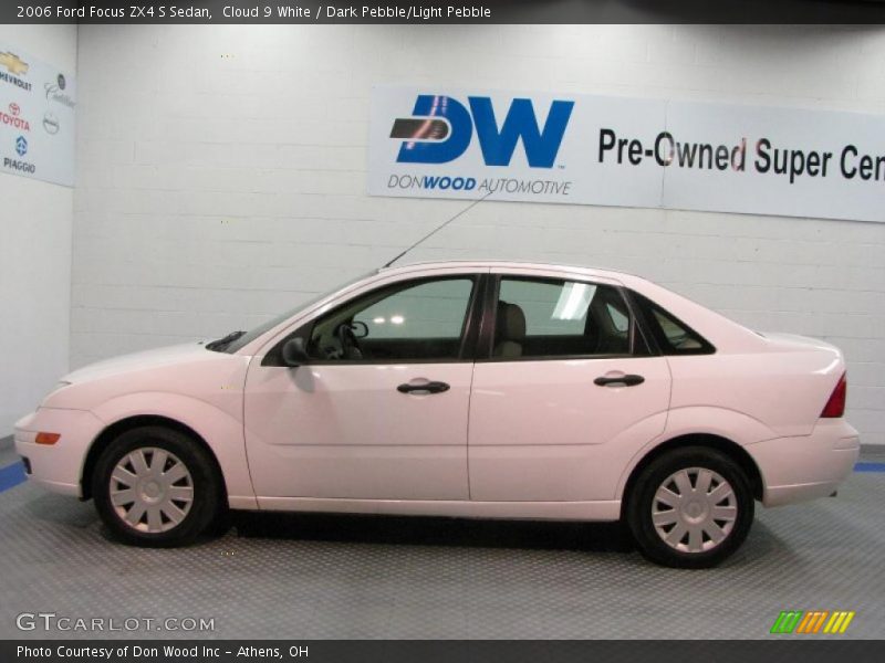 Cloud 9 White / Dark Pebble/Light Pebble 2006 Ford Focus ZX4 S Sedan