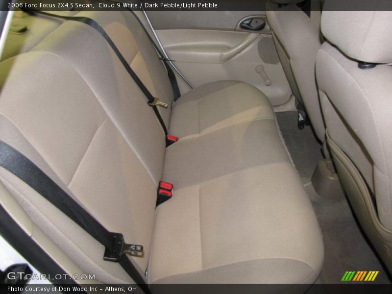Cloud 9 White / Dark Pebble/Light Pebble 2006 Ford Focus ZX4 S Sedan