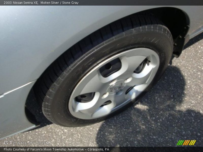 Molten Silver / Stone Gray 2003 Nissan Sentra XE