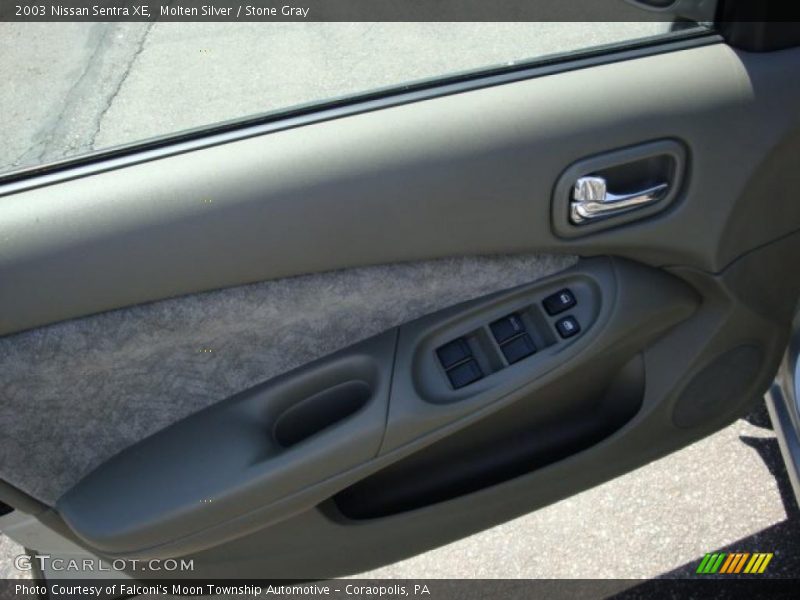 Molten Silver / Stone Gray 2003 Nissan Sentra XE