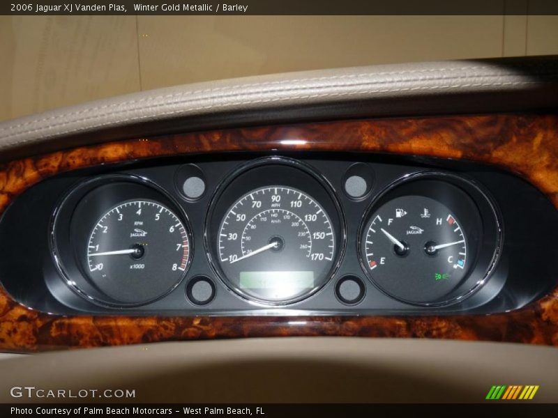 Winter Gold Metallic / Barley 2006 Jaguar XJ Vanden Plas