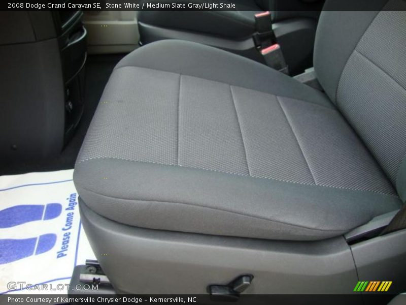 Stone White / Medium Slate Gray/Light Shale 2008 Dodge Grand Caravan SE