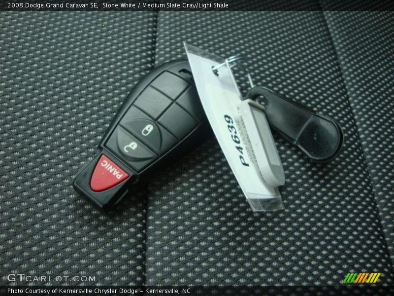 Stone White / Medium Slate Gray/Light Shale 2008 Dodge Grand Caravan SE