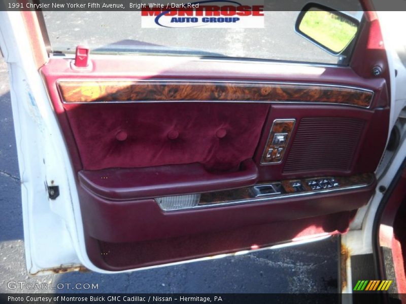 Bright White / Dark Red 1991 Chrysler New Yorker Fifth Avenue