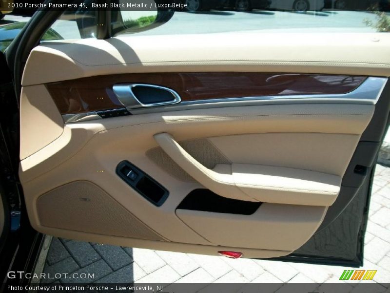Basalt Black Metallic / Luxor Beige 2010 Porsche Panamera 4S
