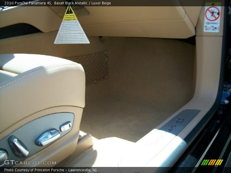 Basalt Black Metallic / Luxor Beige 2010 Porsche Panamera 4S