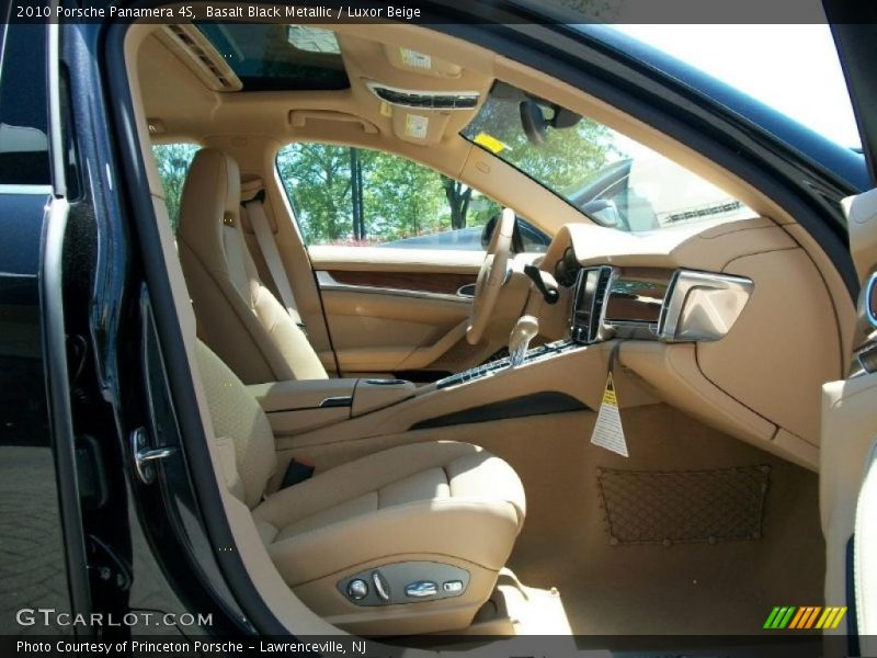 Basalt Black Metallic / Luxor Beige 2010 Porsche Panamera 4S