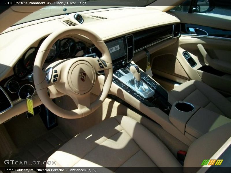 Black / Luxor Beige 2010 Porsche Panamera 4S