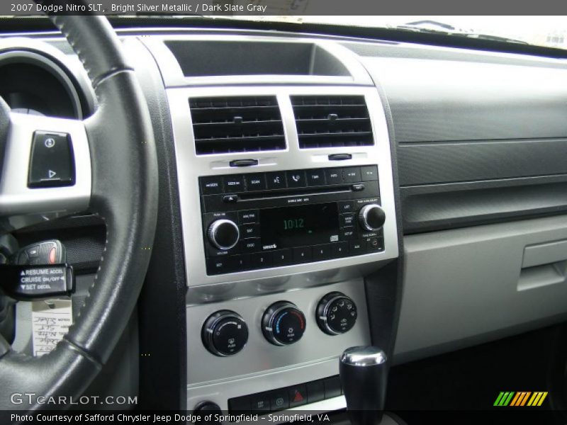 Bright Silver Metallic / Dark Slate Gray 2007 Dodge Nitro SLT