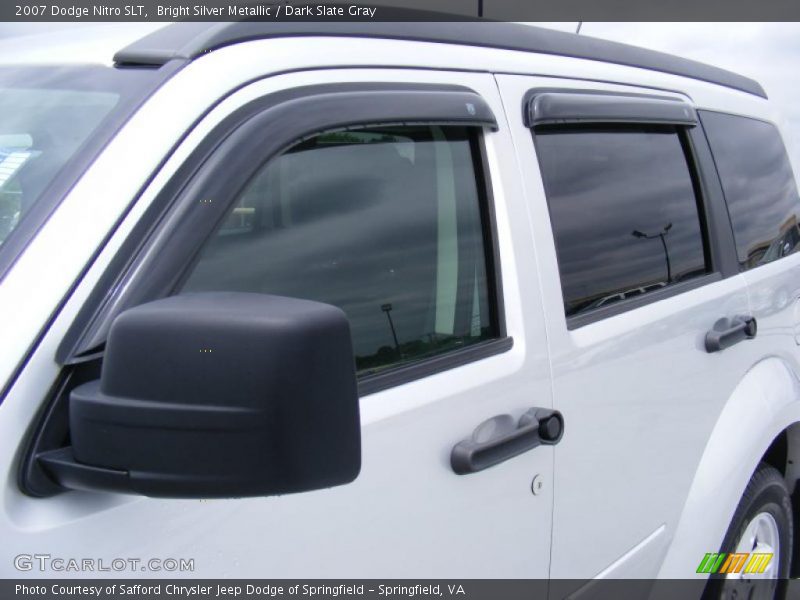 Bright Silver Metallic / Dark Slate Gray 2007 Dodge Nitro SLT