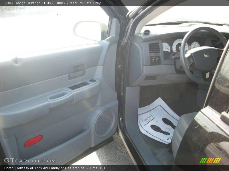 Black / Medium Slate Gray 2004 Dodge Durango ST 4x4