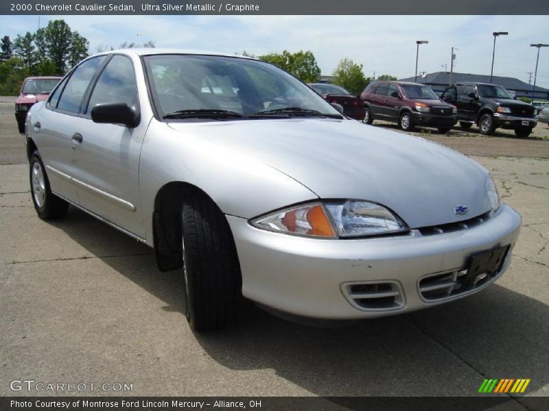 Ultra Silver Metallic / Graphite 2000 Chevrolet Cavalier Sedan