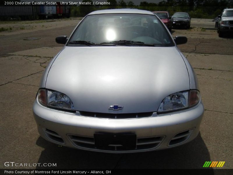 Ultra Silver Metallic / Graphite 2000 Chevrolet Cavalier Sedan