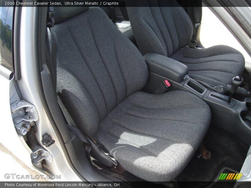 Ultra Silver Metallic / Graphite 2000 Chevrolet Cavalier Sedan
