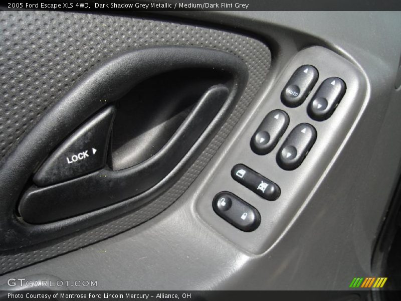 Dark Shadow Grey Metallic / Medium/Dark Flint Grey 2005 Ford Escape XLS 4WD