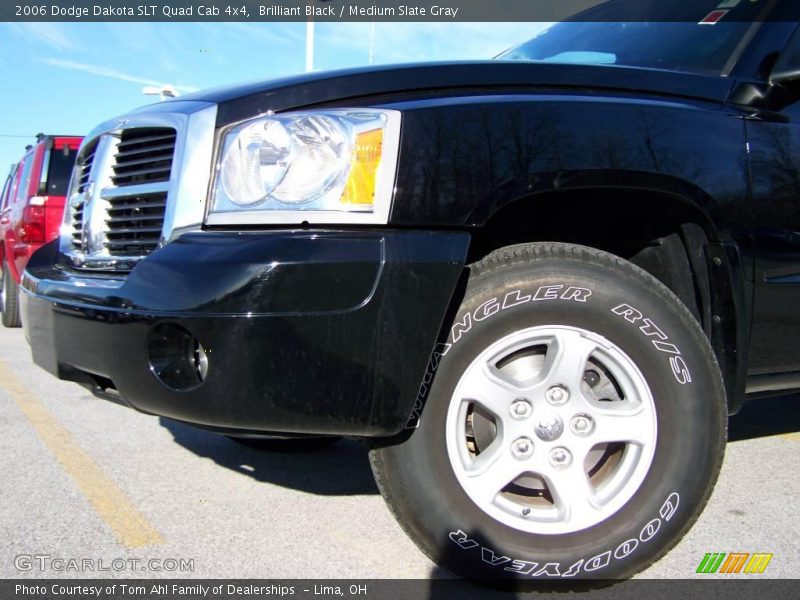 Brilliant Black / Medium Slate Gray 2006 Dodge Dakota SLT Quad Cab 4x4