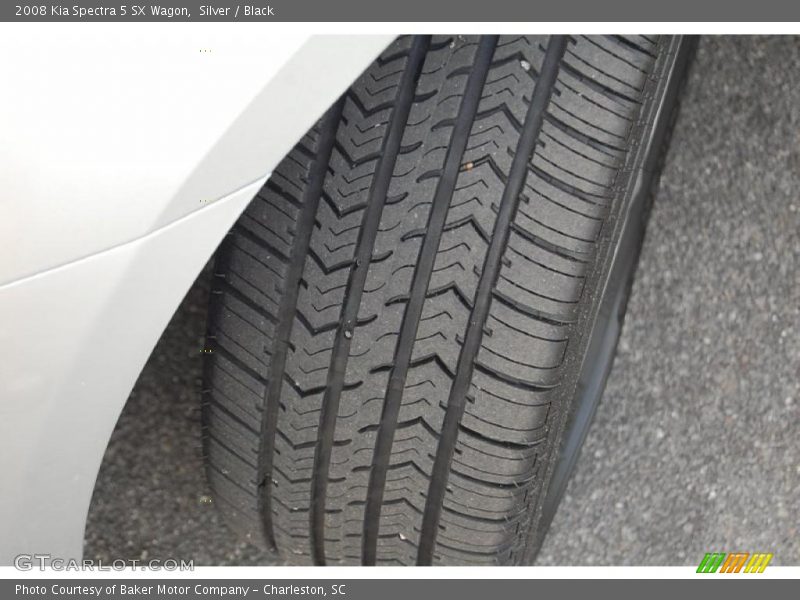 Silver / Black 2008 Kia Spectra 5 SX Wagon
