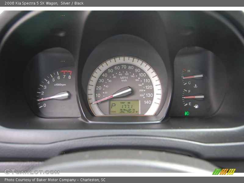 Silver / Black 2008 Kia Spectra 5 SX Wagon