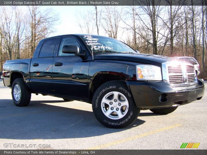 Brilliant Black / Medium Slate Gray 2006 Dodge Dakota SLT Quad Cab 4x4
