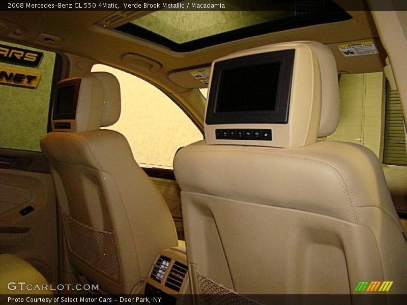 Verde Brook Metallic / Macadamia 2008 Mercedes-Benz GL 550 4Matic