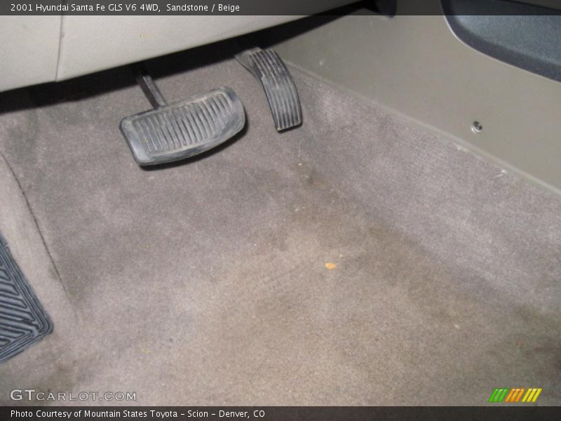 Sandstone / Beige 2001 Hyundai Santa Fe GLS V6 4WD