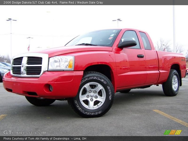 Flame Red / Medium Slate Gray 2006 Dodge Dakota SLT Club Cab 4x4