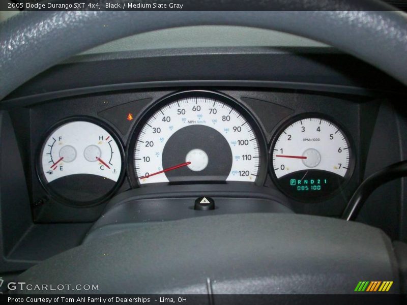 Black / Medium Slate Gray 2005 Dodge Durango SXT 4x4