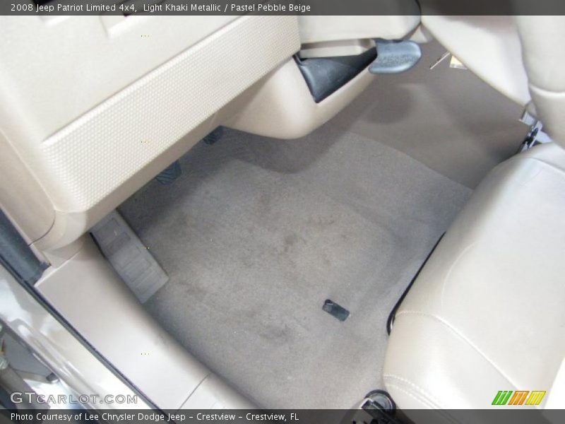 Light Khaki Metallic / Pastel Pebble Beige 2008 Jeep Patriot Limited 4x4