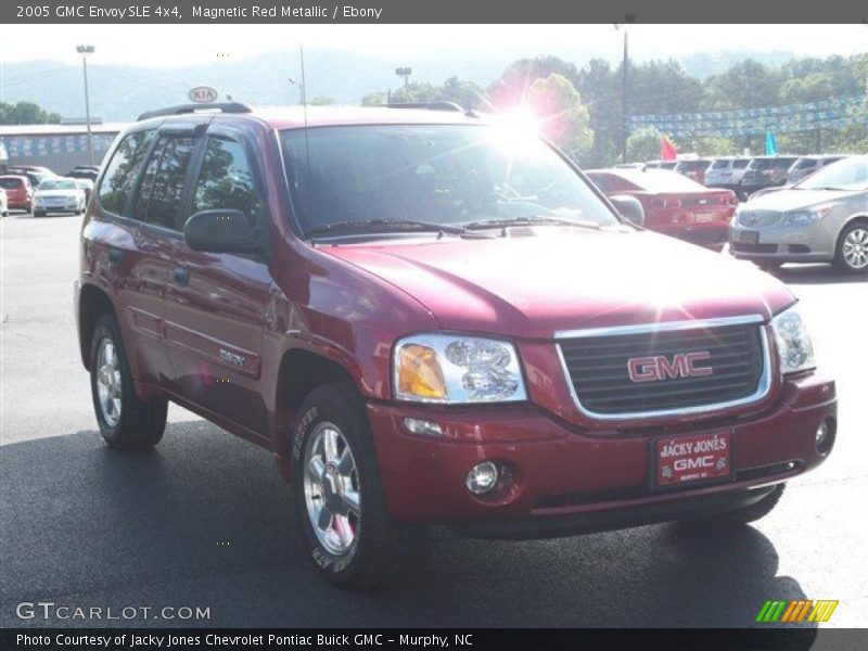 Magnetic Red Metallic / Ebony 2005 GMC Envoy SLE 4x4