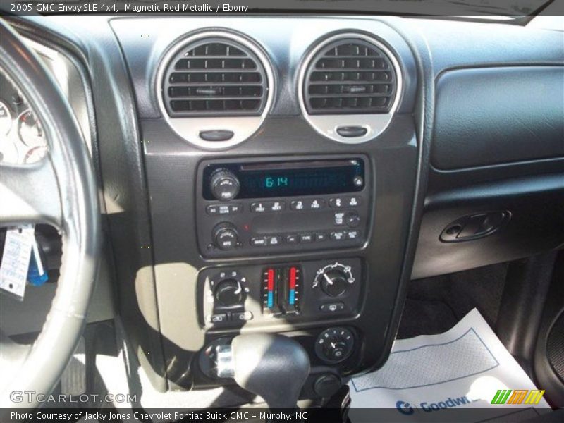 Magnetic Red Metallic / Ebony 2005 GMC Envoy SLE 4x4