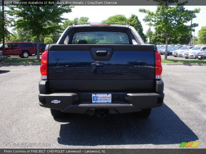 Dark Blue Metallic / Gray/Dark Charcoal 2006 Chevrolet Avalanche LS 4x4