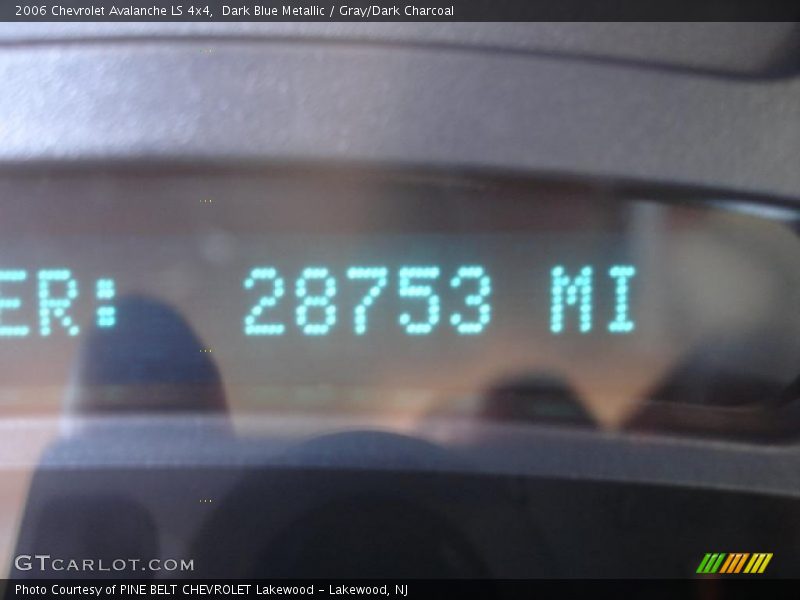 Dark Blue Metallic / Gray/Dark Charcoal 2006 Chevrolet Avalanche LS 4x4
