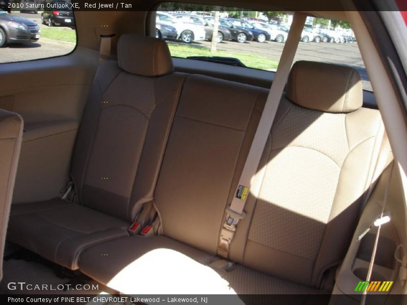 Red Jewel / Tan 2010 Saturn Outlook XE