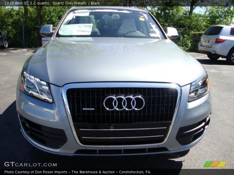 Quartz Grey Metallic / Black 2010 Audi Q5 3.2 quattro