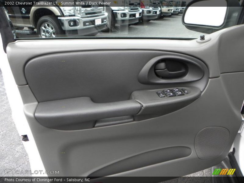 Summit White / Dark Pewter 2002 Chevrolet TrailBlazer LT