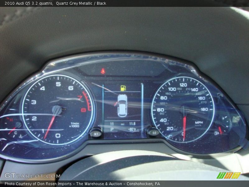 Quartz Grey Metallic / Black 2010 Audi Q5 3.2 quattro