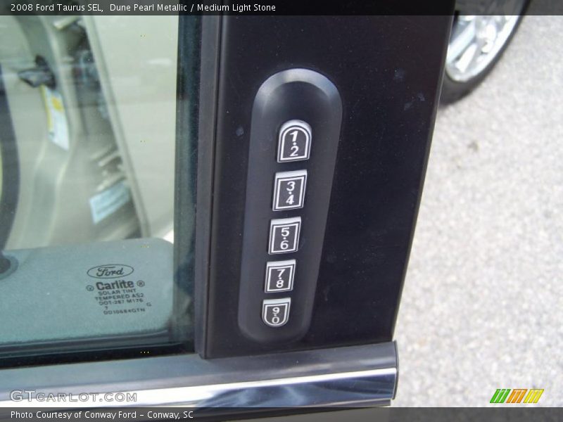 Dune Pearl Metallic / Medium Light Stone 2008 Ford Taurus SEL