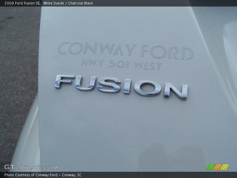 White Suede / Charcoal Black 2009 Ford Fusion SE