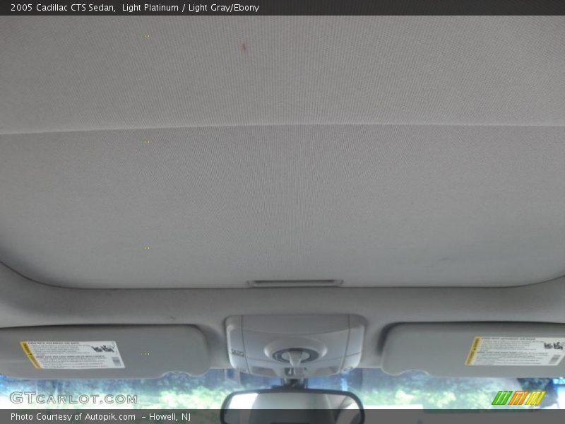 Light Platinum / Light Gray/Ebony 2005 Cadillac CTS Sedan