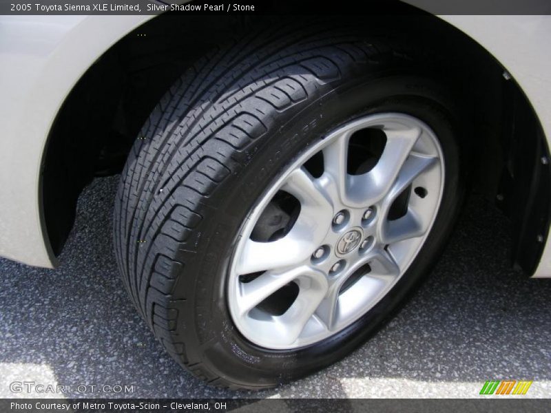 Silver Shadow Pearl / Stone 2005 Toyota Sienna XLE Limited