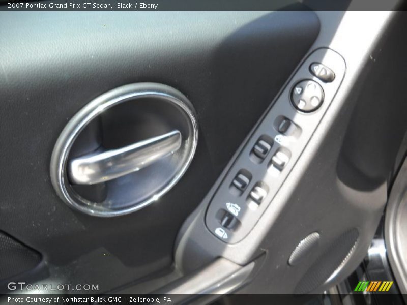 Black / Ebony 2007 Pontiac Grand Prix GT Sedan