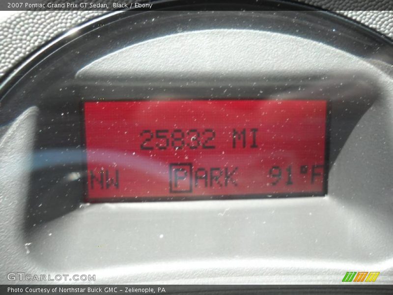 Black / Ebony 2007 Pontiac Grand Prix GT Sedan