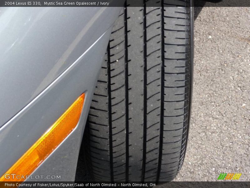 Mystic Sea Green Opalescent / Ivory 2004 Lexus ES 330