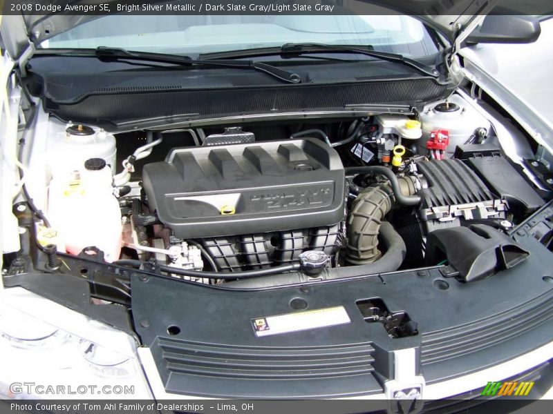 Bright Silver Metallic / Dark Slate Gray/Light Slate Gray 2008 Dodge Avenger SE